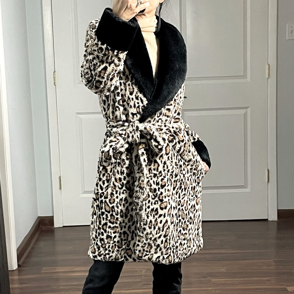 Betsey Johnson Vintage 2k Leopard Teddy Coat Robe size S - Picture 5 of 12